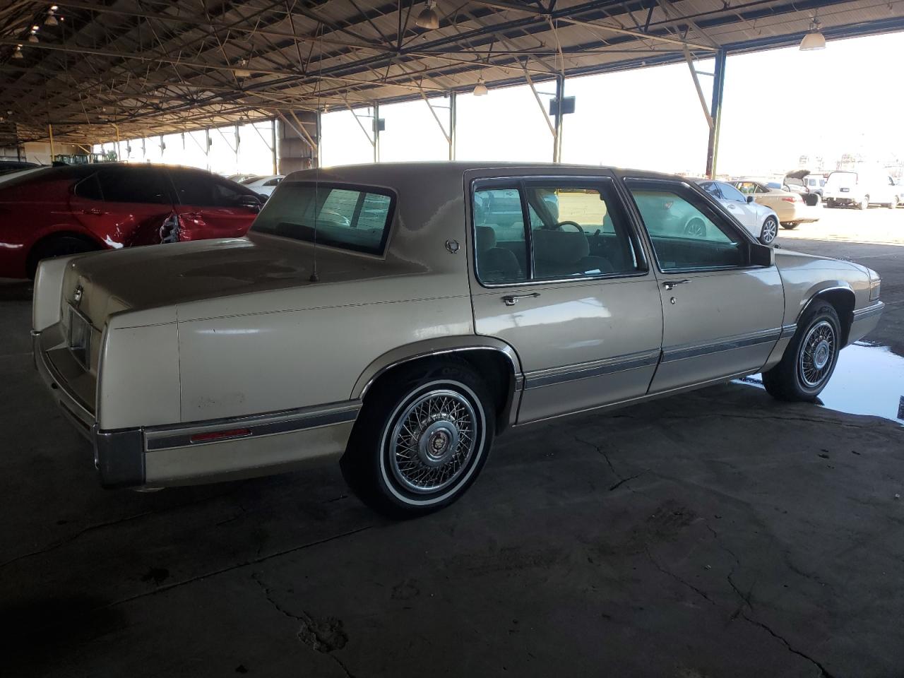 1G6CD53B8N4247183 1992 Cadillac Deville