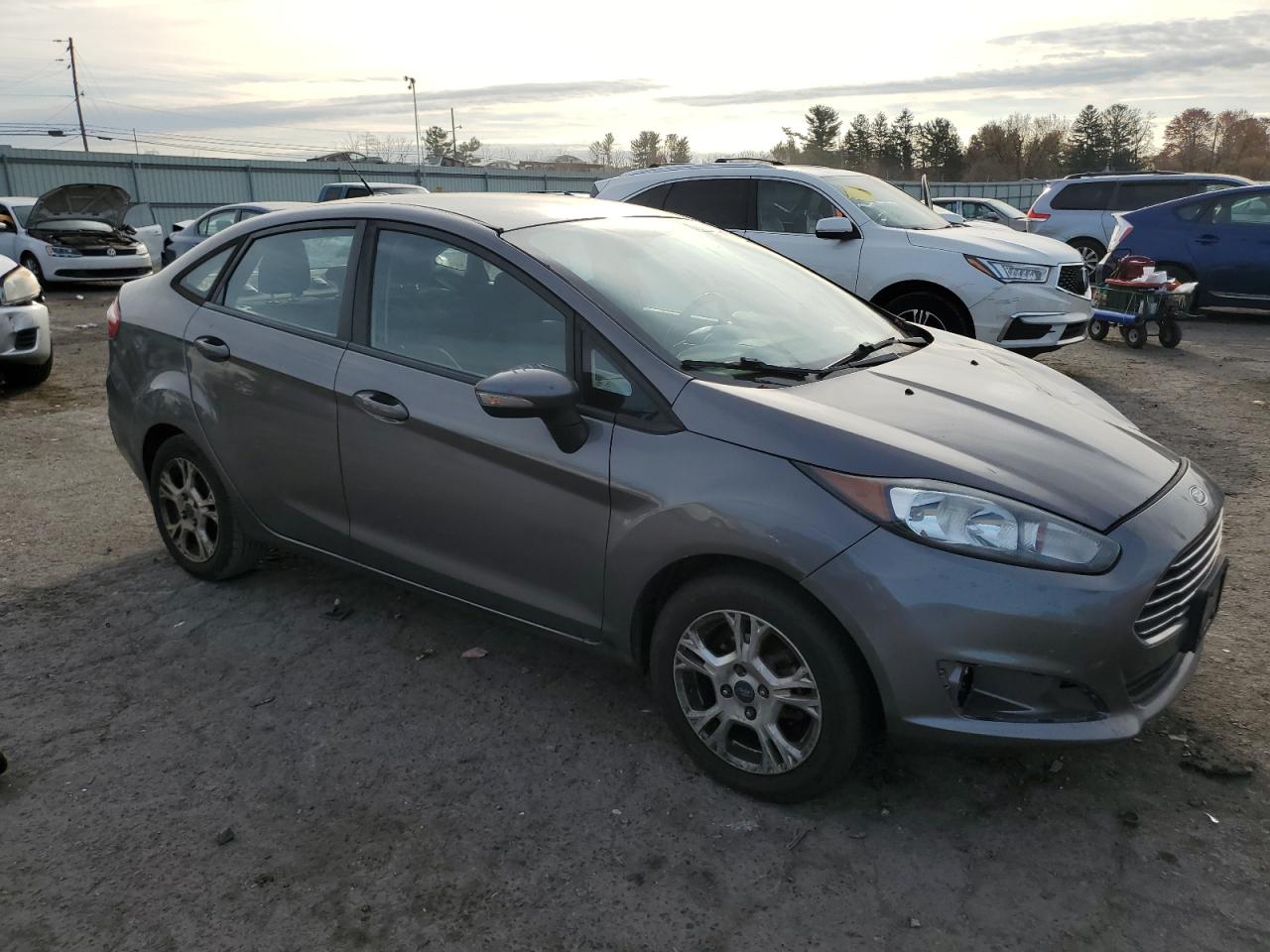 3FADP4BJ1EM124833 2014 Ford Fiesta Se