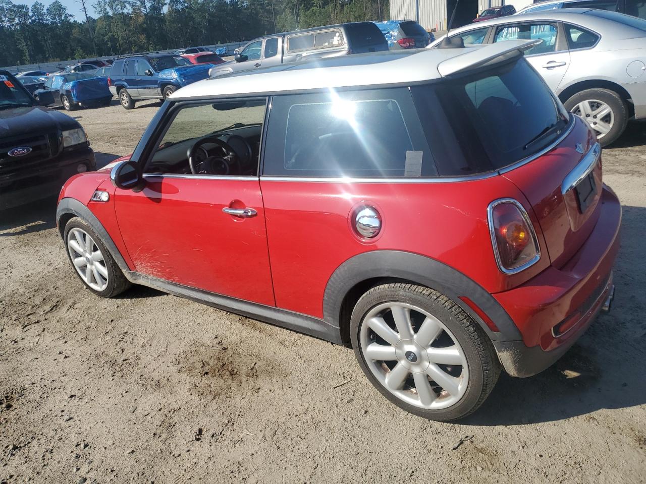 2008 Mini Cooper S VIN: WMWMF735X8TT86711 Lot: 79864754