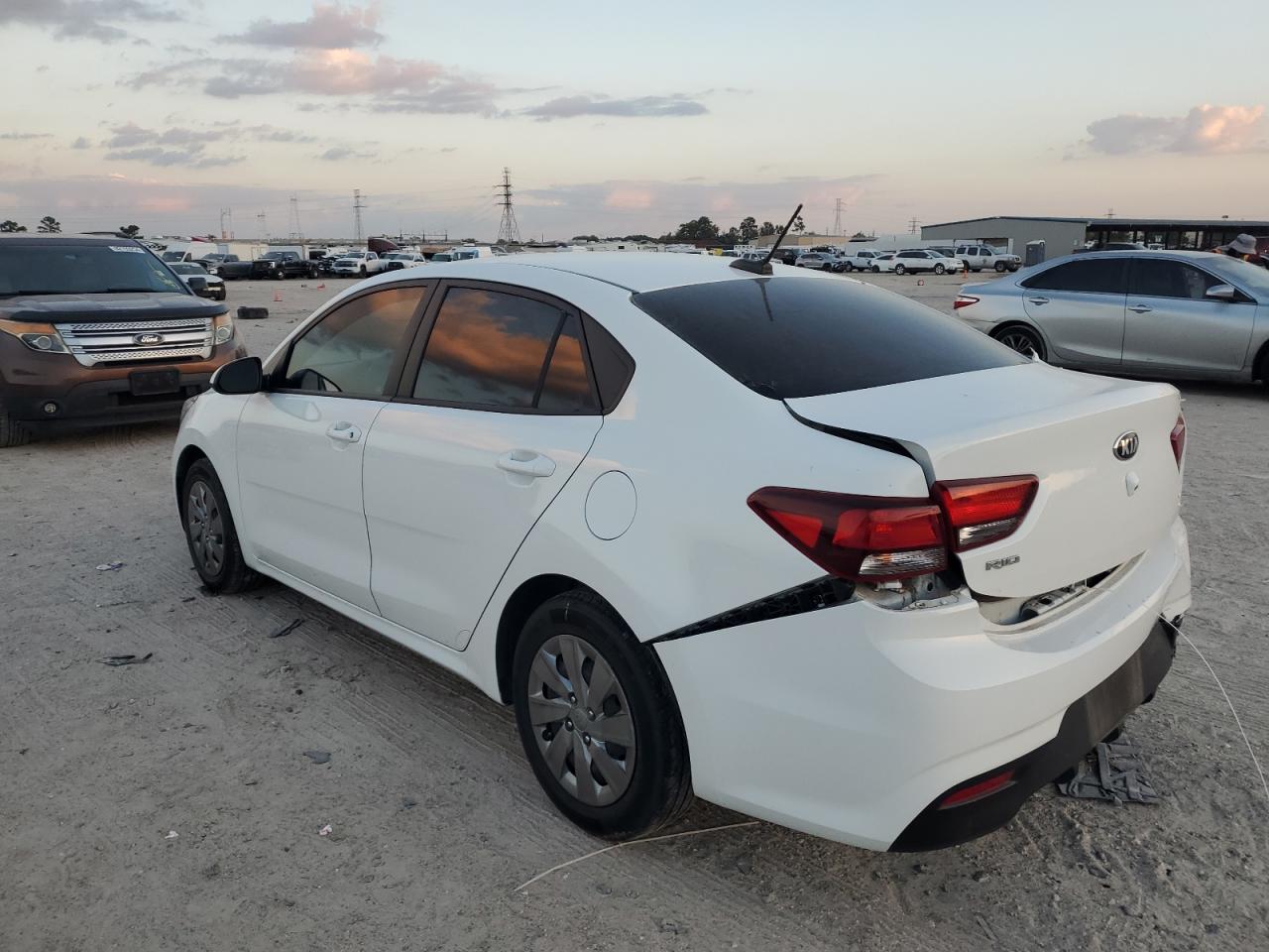 2020 Kia Rio Lx VIN: 3KPA24AD8LE362385 Lot: 82496814