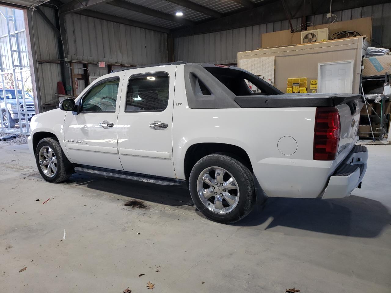 2007 Chevrolet Avalanche K1500 VIN: 3GNFK12347G320713 Lot: 81527104