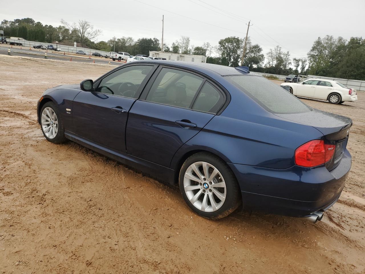 WBAPK7C57BF086669 2011 BMW 328 Xi