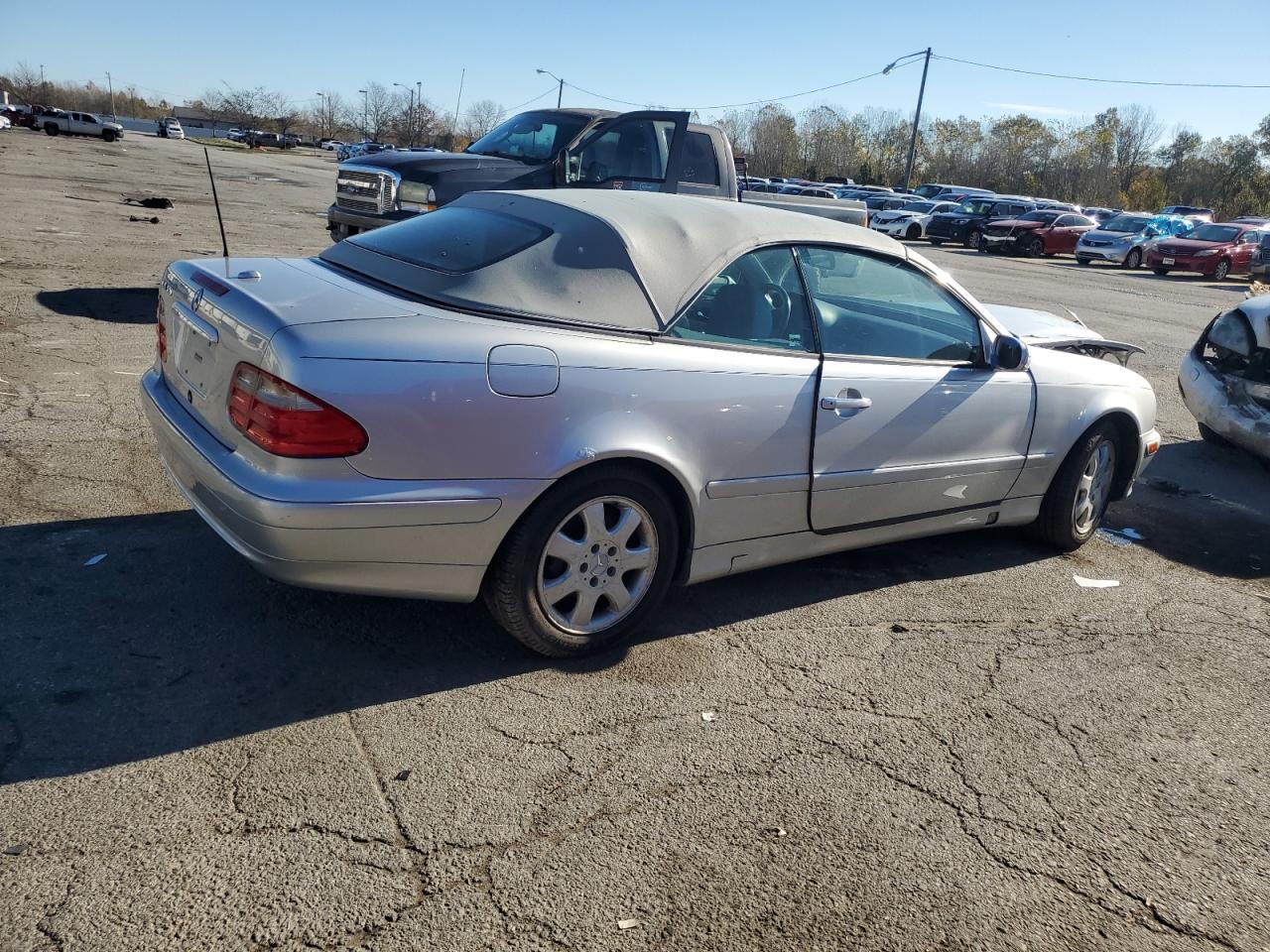 2002 Mercedes-Benz Clk 320 VIN: WDBLK65G32T120293 Lot: 74667634