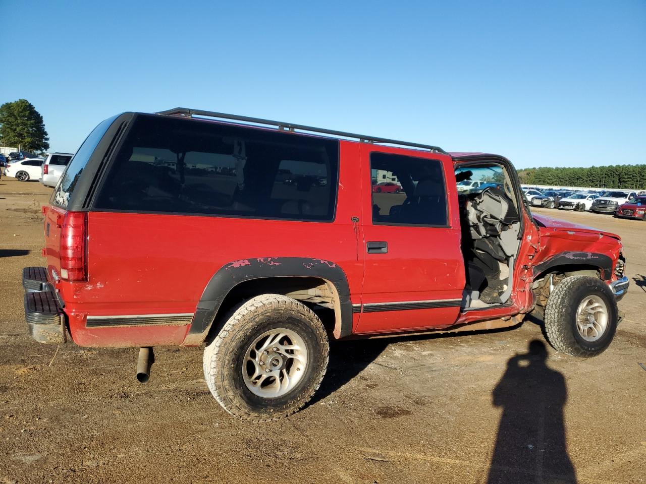 1999 Chevrolet Suburban K1500 VIN: 3GNFK16R1XG149076 Lot: 81537004