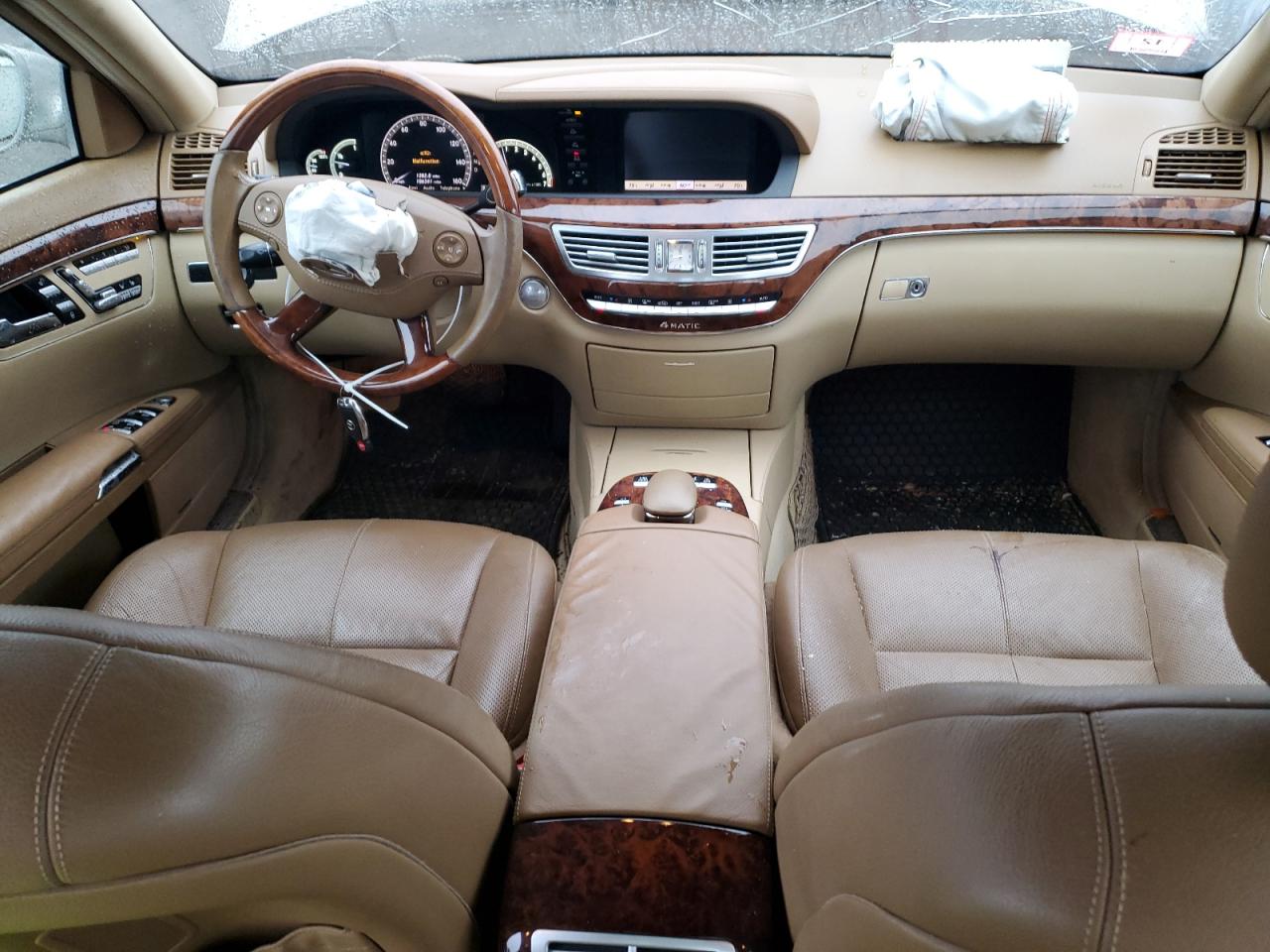 WDDNG86X59A267071 2009 Mercedes-Benz S 550 4Matic