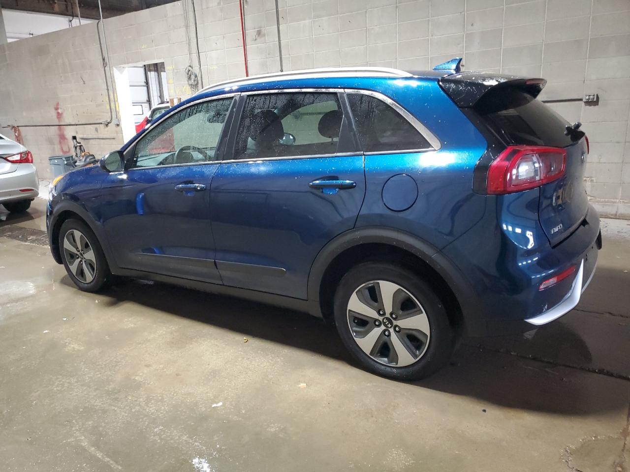 KNDCB3LC8K5335589 2019 Kia Niro Fe