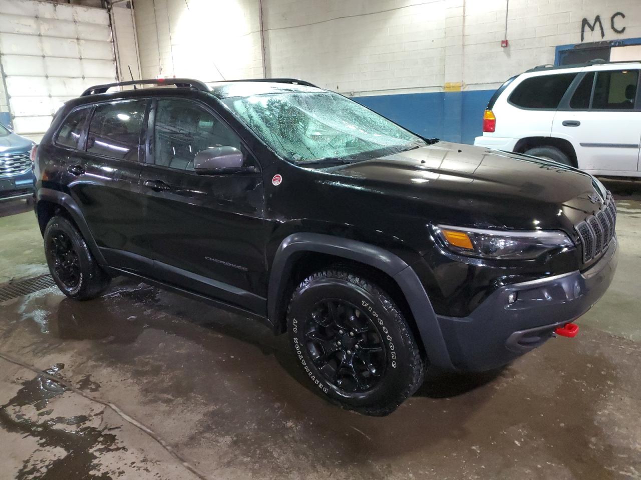 2019 Jeep Cherokee Trailhawk VIN: 1C4PJMBX8KD139026 Lot: 82400444