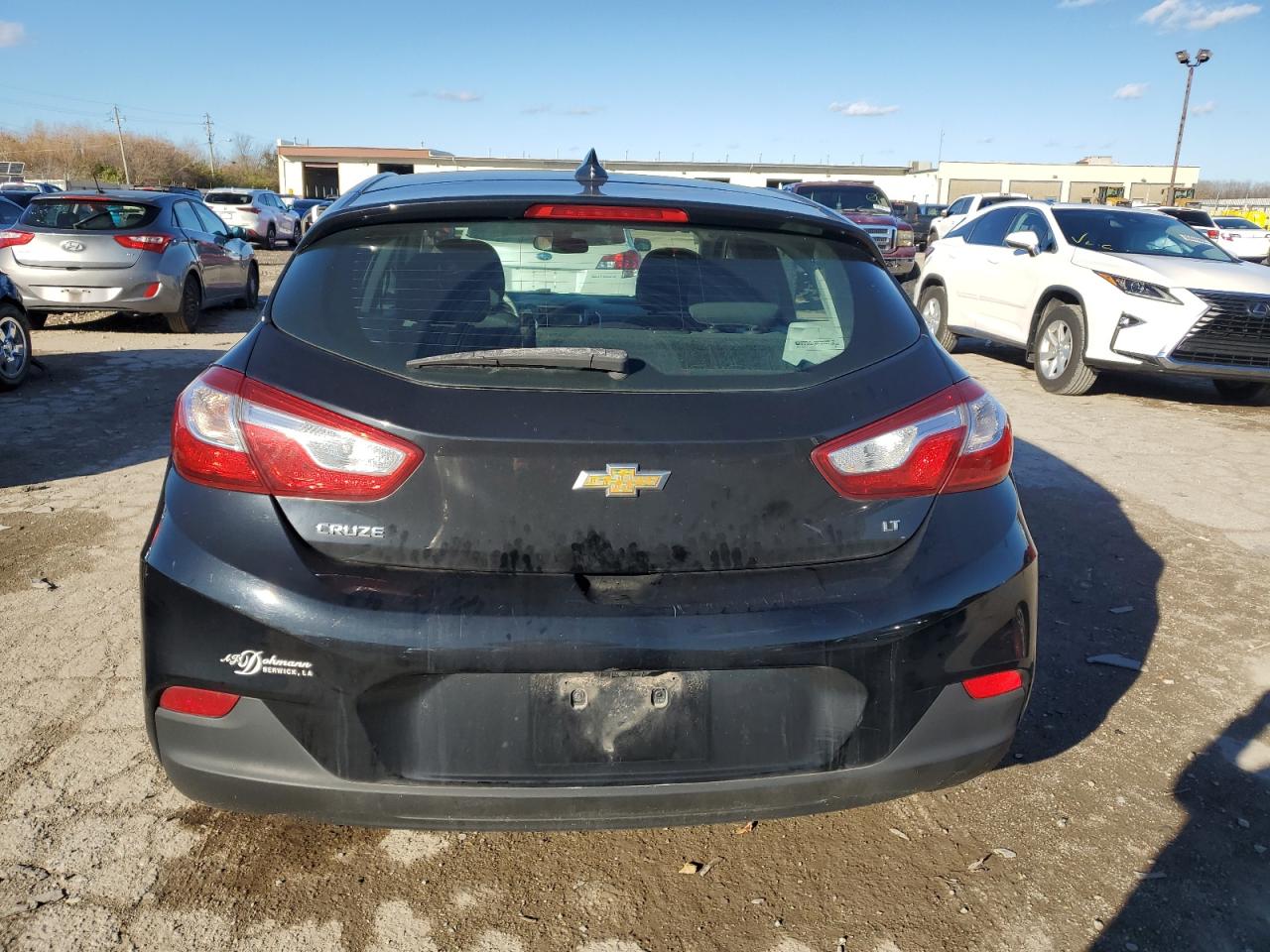 2019 Chevrolet Cruze Lt VIN: 3G1BE6SM6KS556038 Lot: 81300924