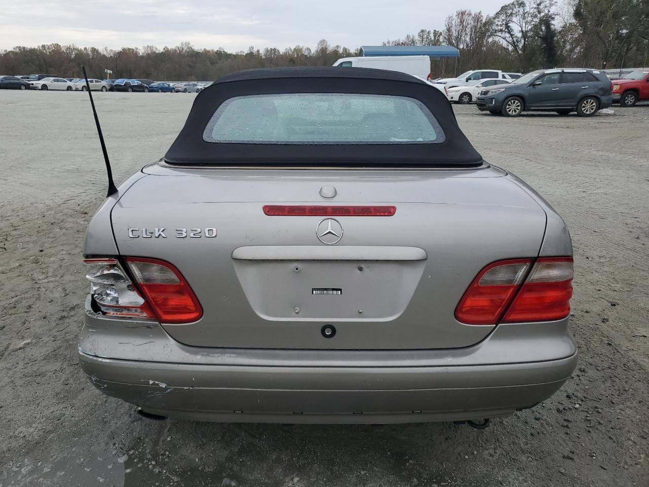 2003 Mercedes-Benz Clk 320 VIN: WDBLK65GX3T143345 Lot: 78947174