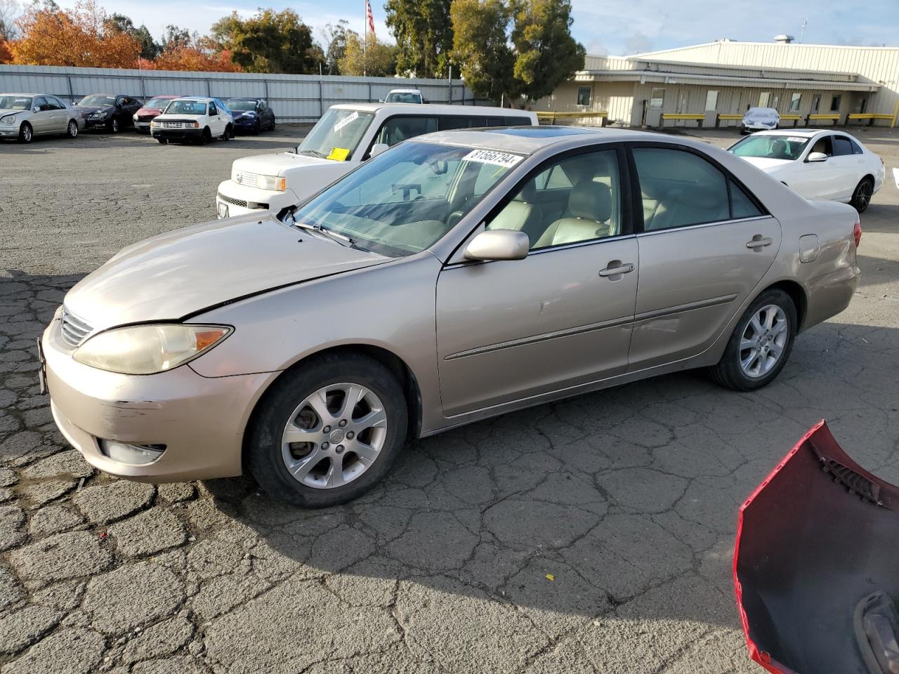 JTDBF30K050162602 2005 Toyota Camry Le