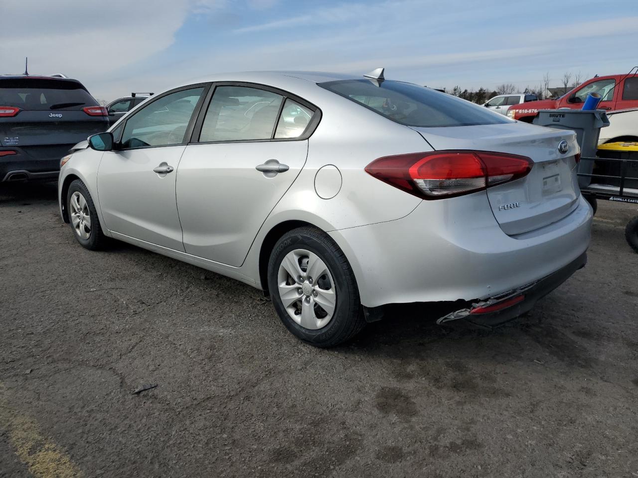 2017 Kia Forte Lx VIN: 3KPFK4A78HE010625 Lot: 82619094