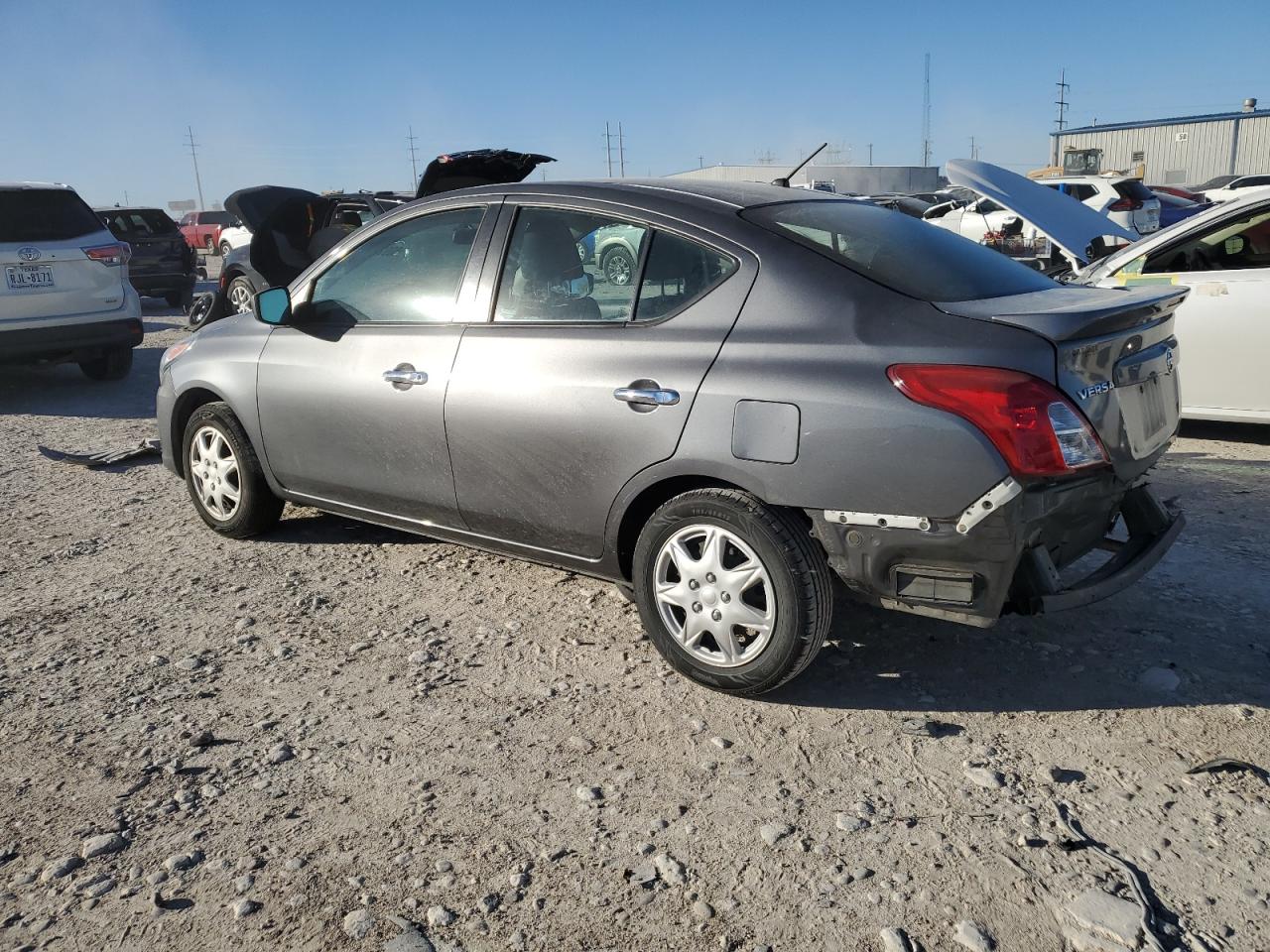 2018 Nissan Versa S VIN: 3N1CN7AP2JL873081 Lot: 80923054