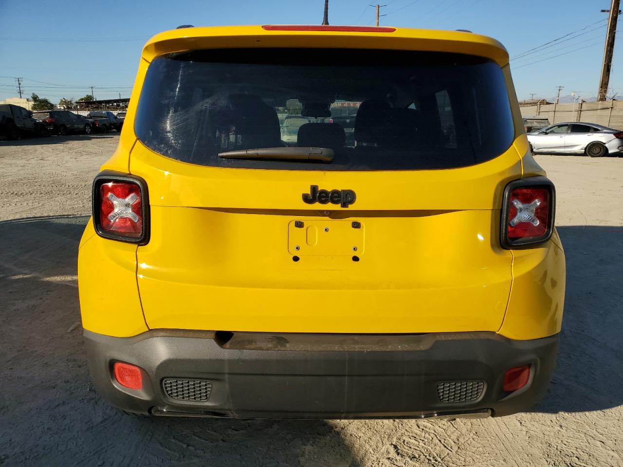 2017 Jeep Renegade Latitude VIN: ZACCJABBXHPG38647 Lot: 81373894