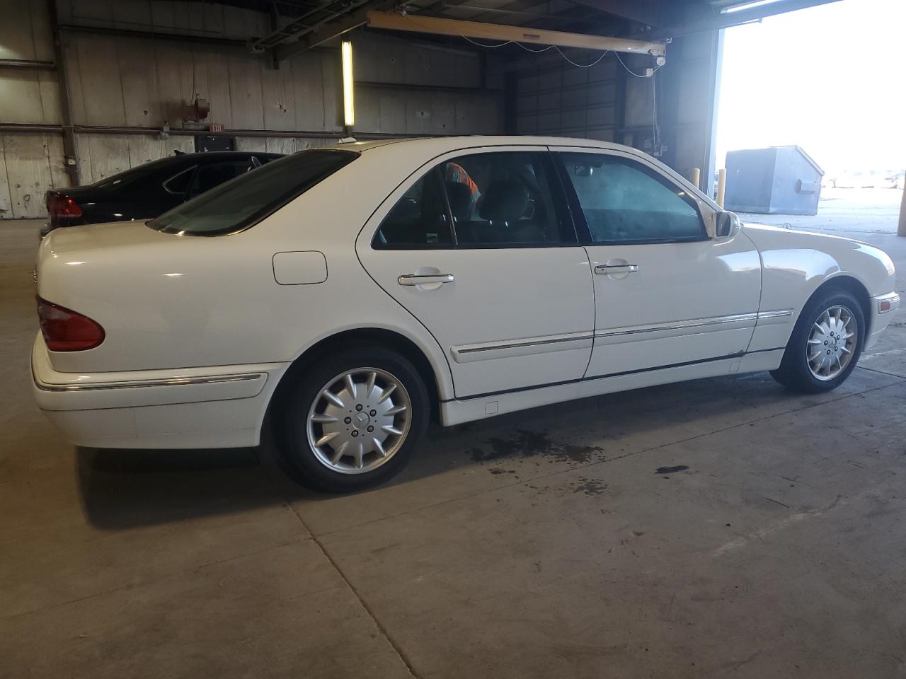 2000 Mercedes-Benz E 320 4Matic VIN: WDBJF82J1YX029676 Lot: 79412174