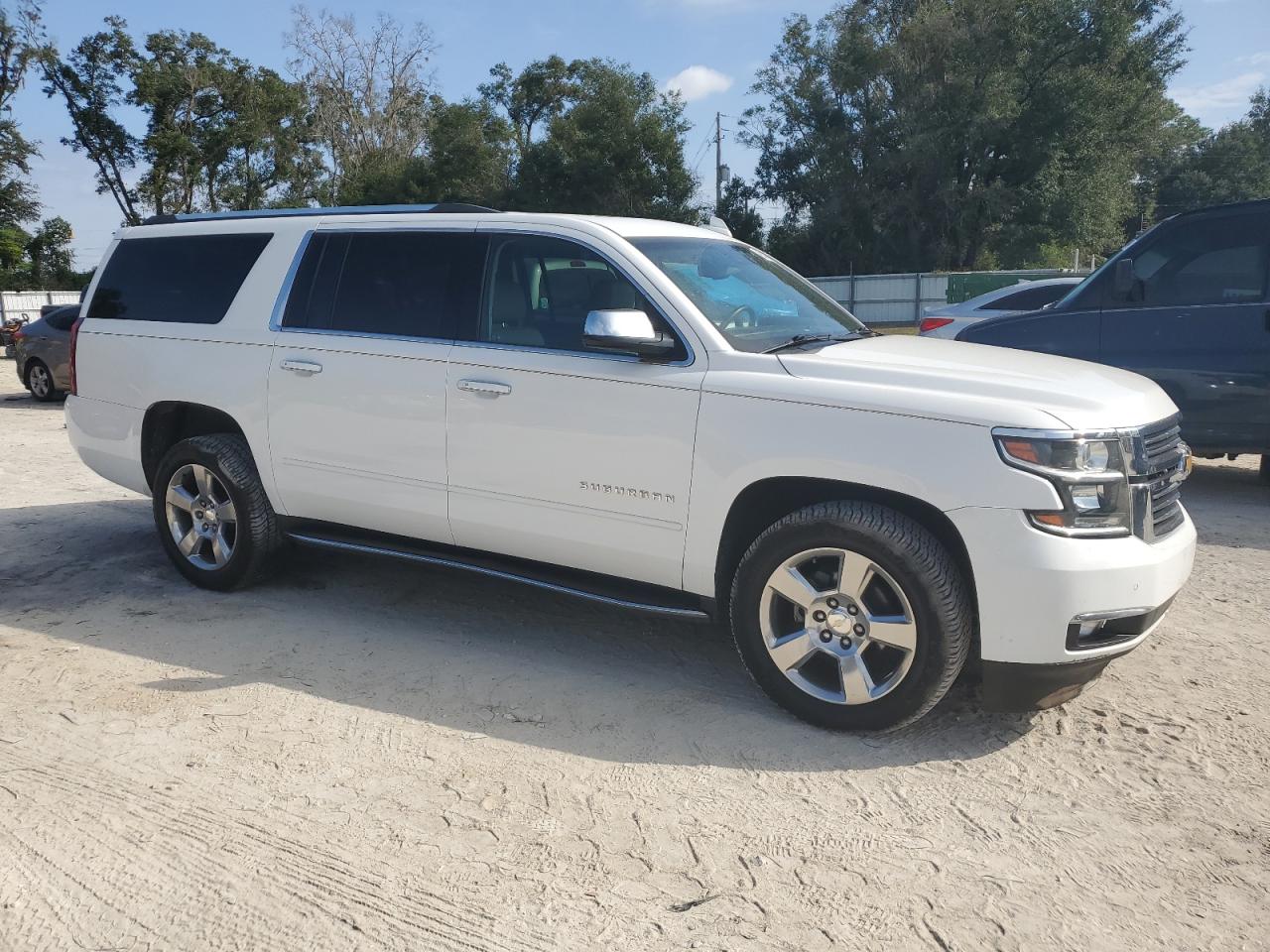 2018 Chevrolet Suburban K1500 Premier VIN: 1GNSKJKC0JR177670 Lot: 80246404