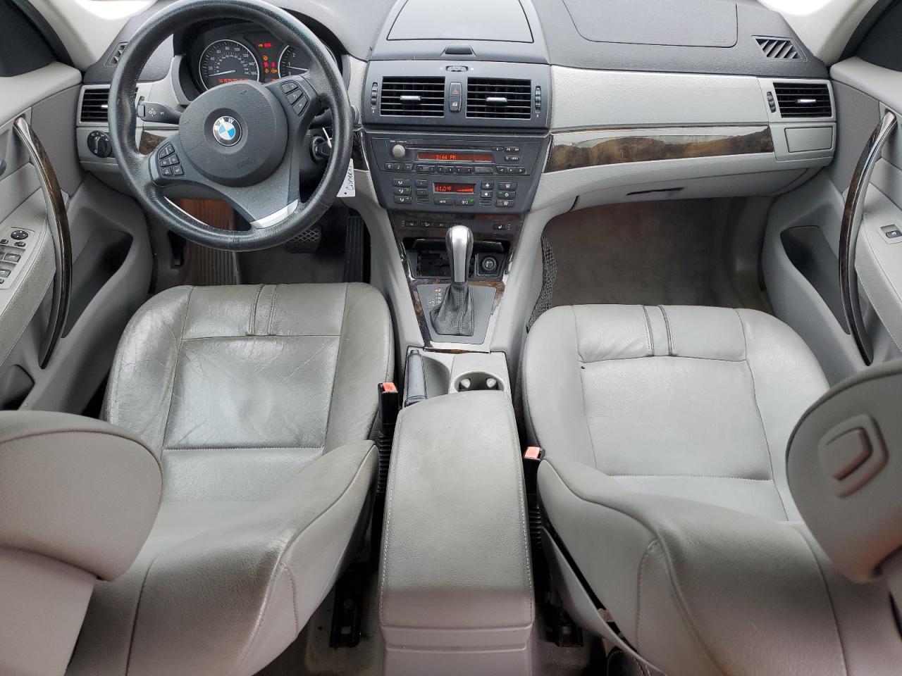 WBXPC93418WJ23813 2008 BMW X3 3.0Si