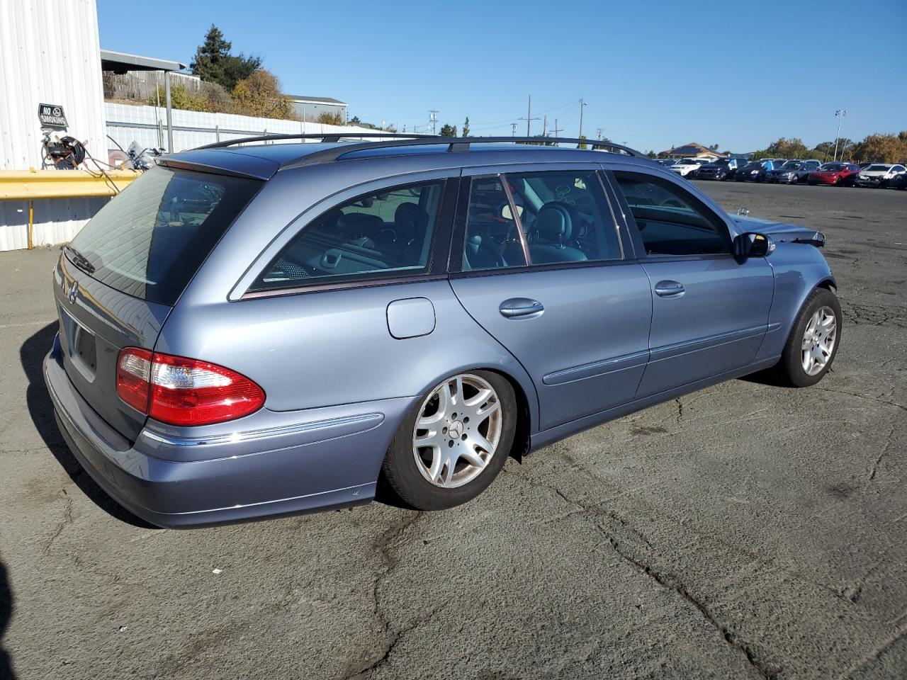 WDBUH65J84A384087 2004 Mercedes-Benz E 320