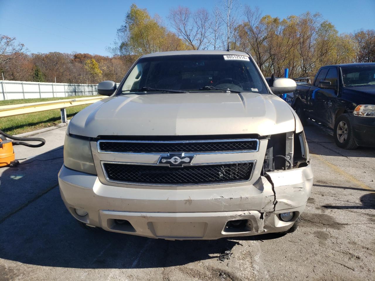 3GNFK16318G203795 2008 Chevrolet Suburban K1500 Ls