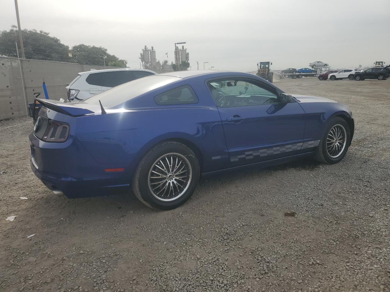 1ZVBP8AM3D5209419 2013 Ford Mustang