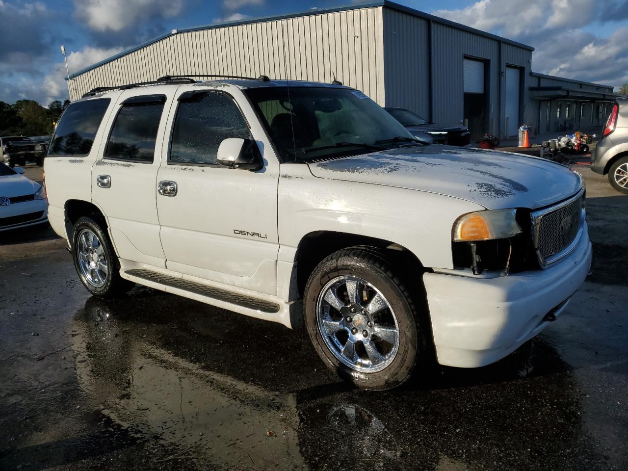 1GKEK63U64J100349 2004 GMC Yukon Denali