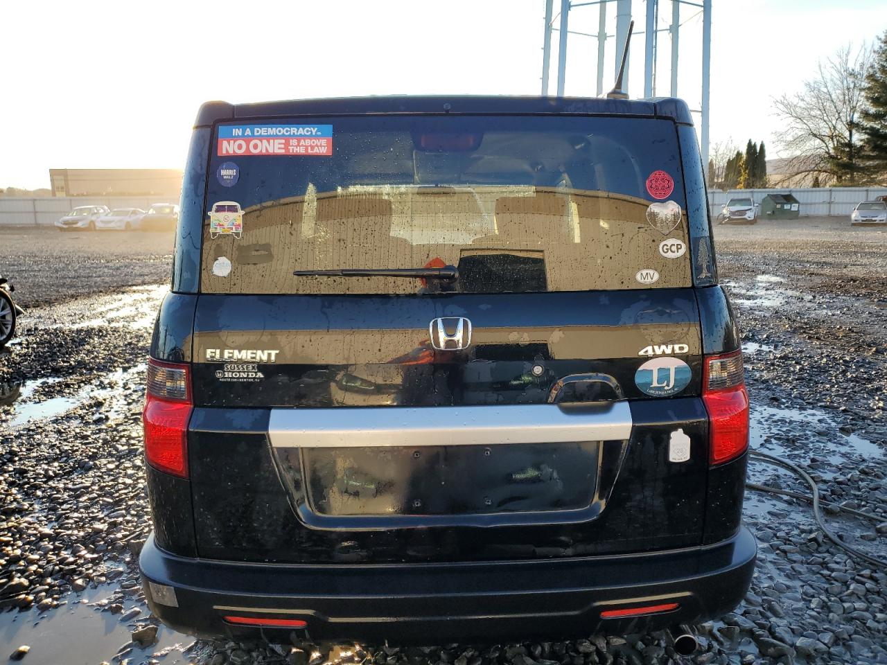 5J6YH2H79AL008746 2010 Honda Element Ex