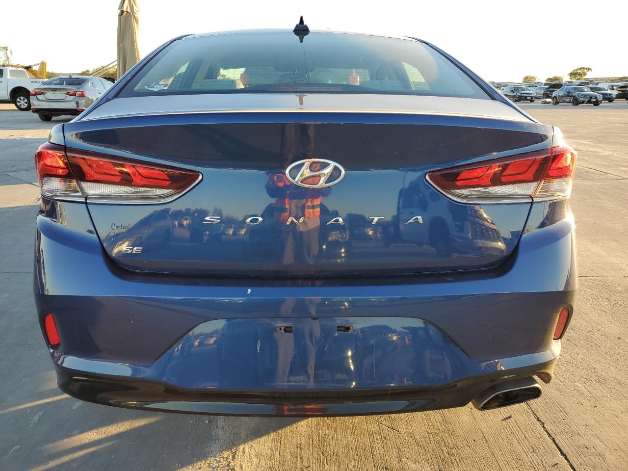 2019 Hyundai Sonata Se VIN: 5NPE24AF8KH818091 Lot: 81357284