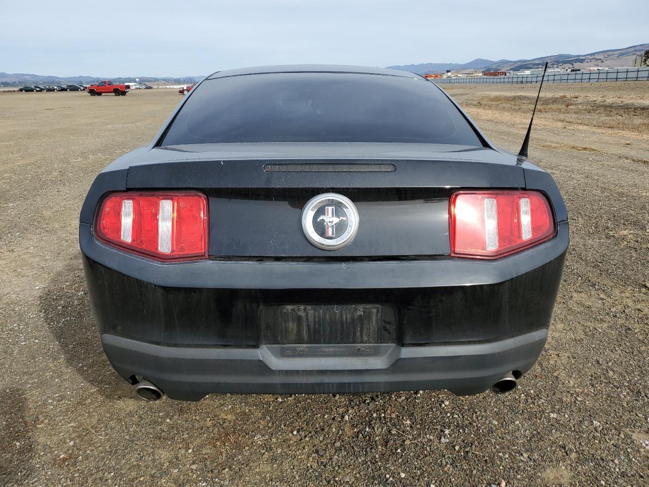 1ZVBP8AN3A5181335 2010 Ford Mustang