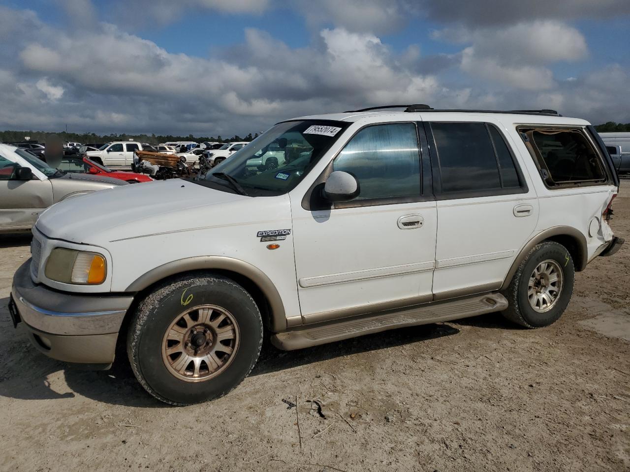 1FMRU17W62LA76735 2002 Ford Expedition Eddie Bauer