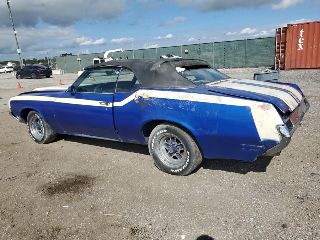 3J67K2M160111 1972 Oldsmobile Cutlass Su