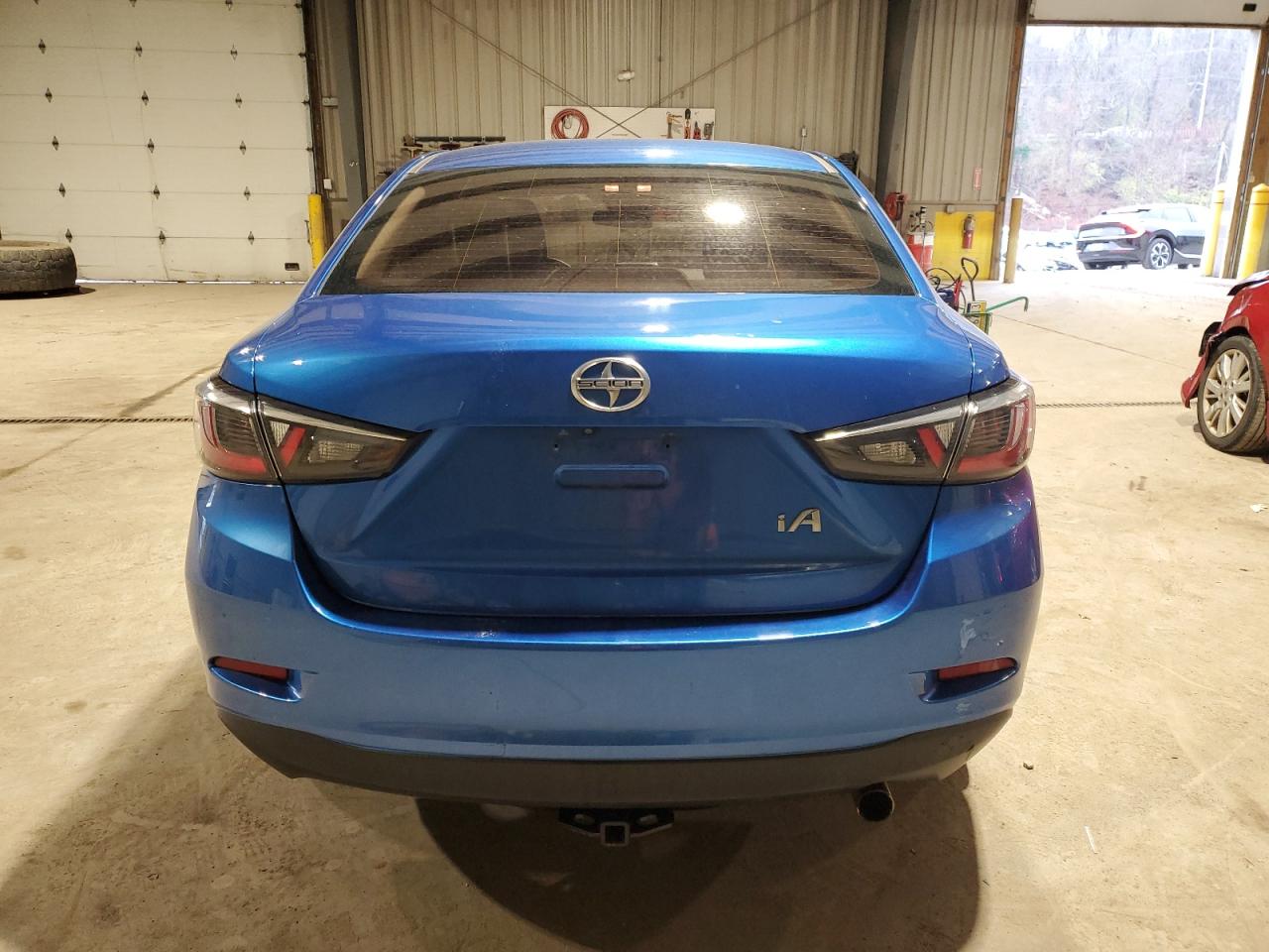 3MYDLBZV7GY126070 2016 Toyota Scion Ia