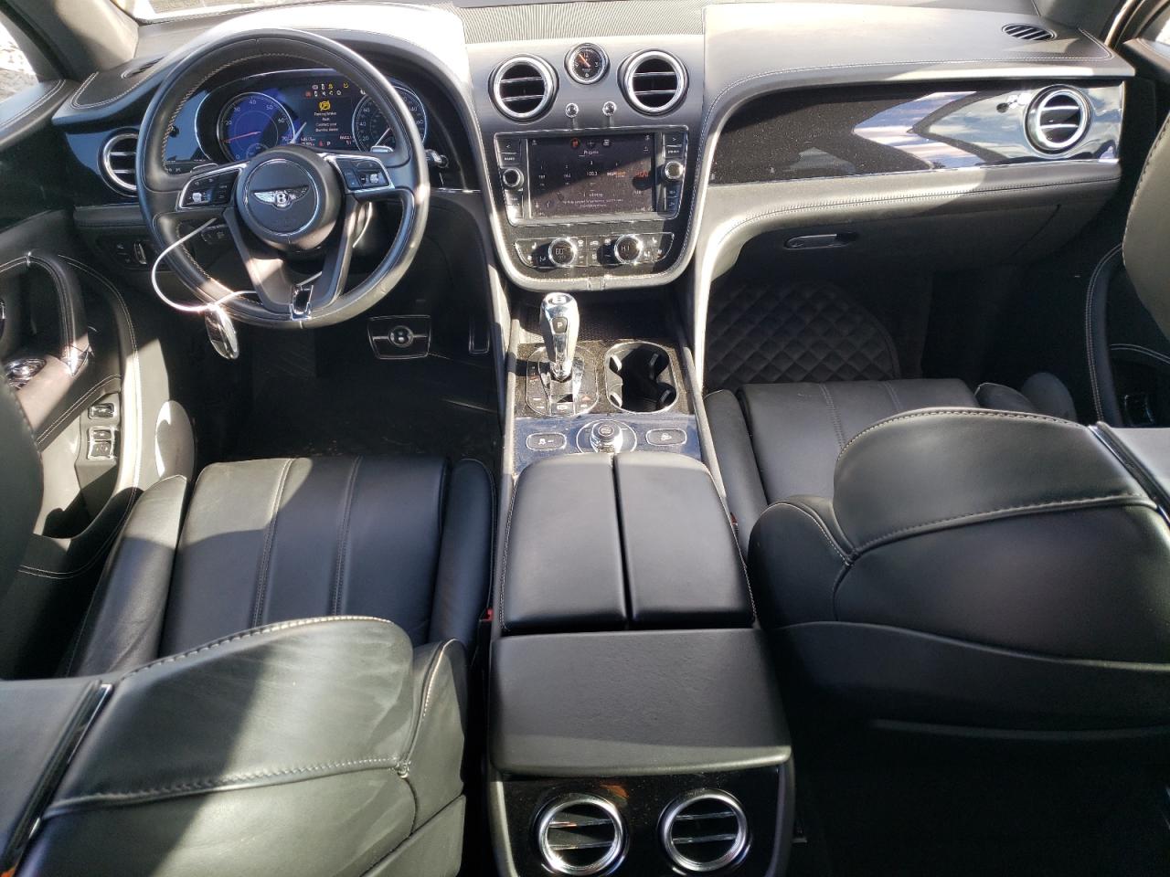 SJAAM2ZV2KC024354 2019 Bentley Bentayga