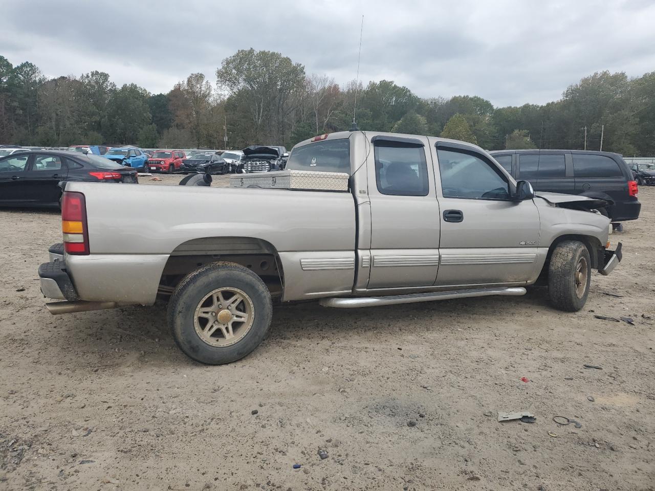 2002 Chevrolet Silverado C1500 VIN: 2GCEC19T921165231 Lot: 80653194