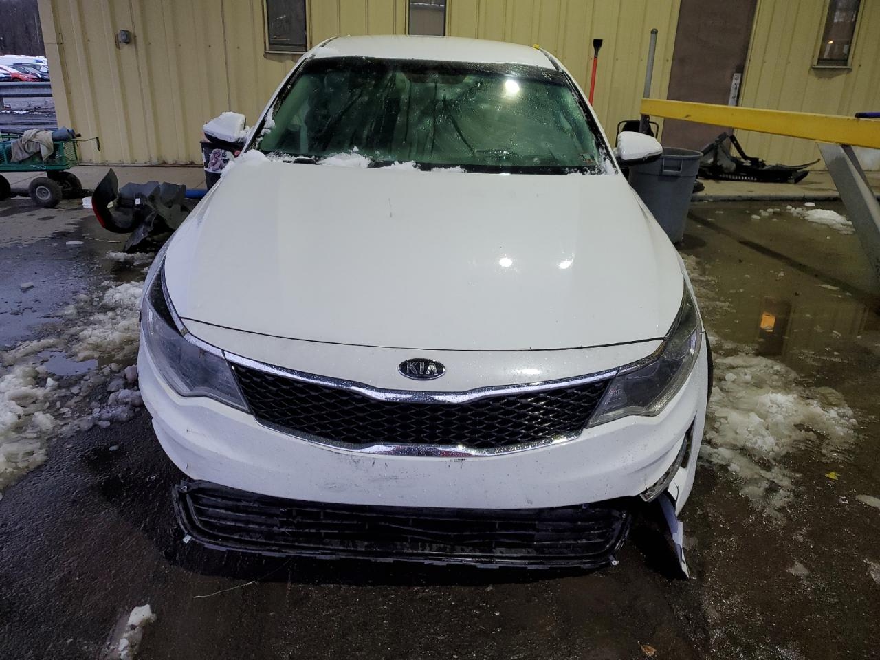 2018 Kia Optima Lx VIN: 5XXGT4L33JG229307 Lot: 81859844