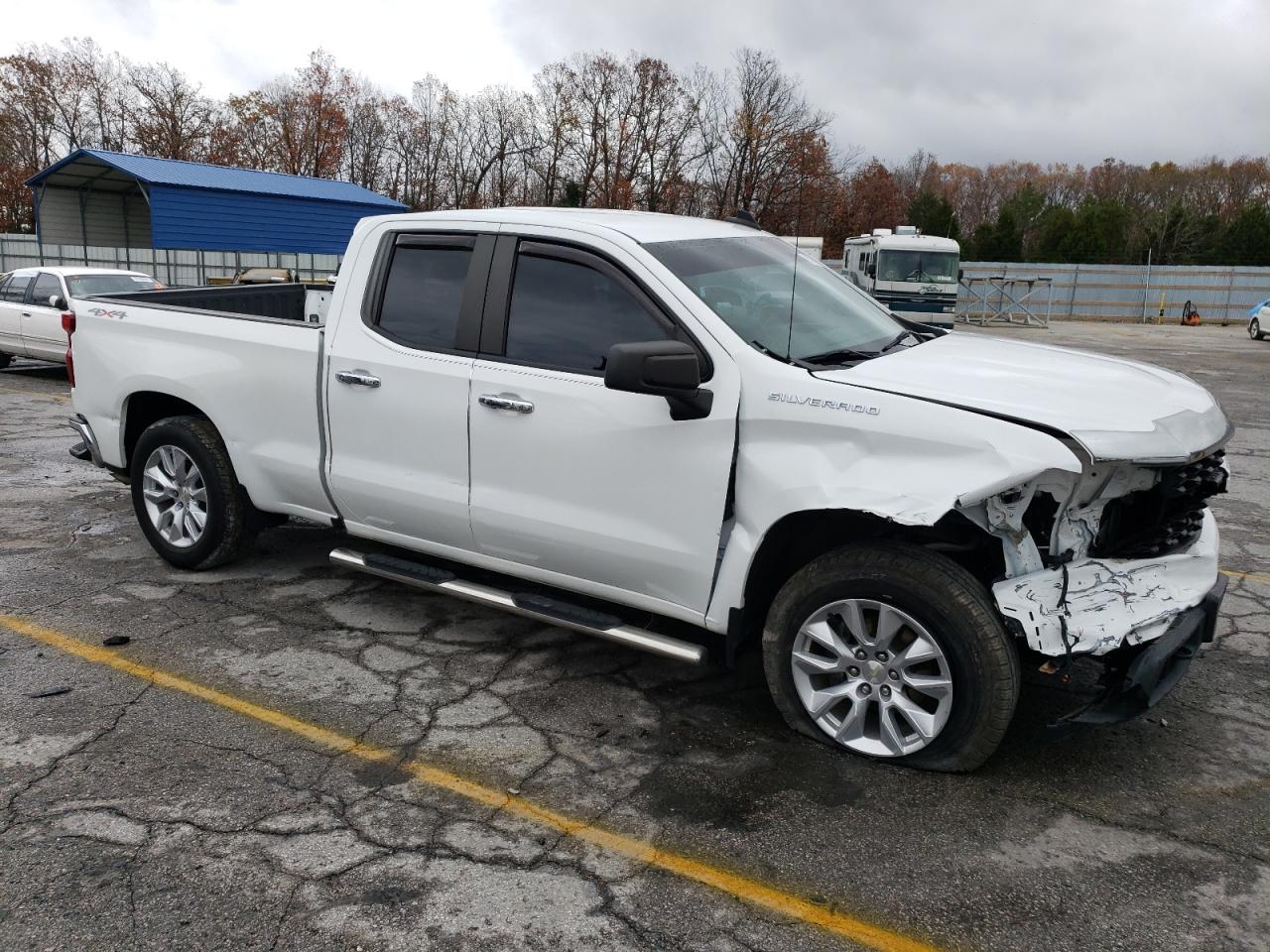 2020 Chevrolet Silverado K1500 Custom VIN: 1GCRYBEK2LZ202439 Lot: 80707934