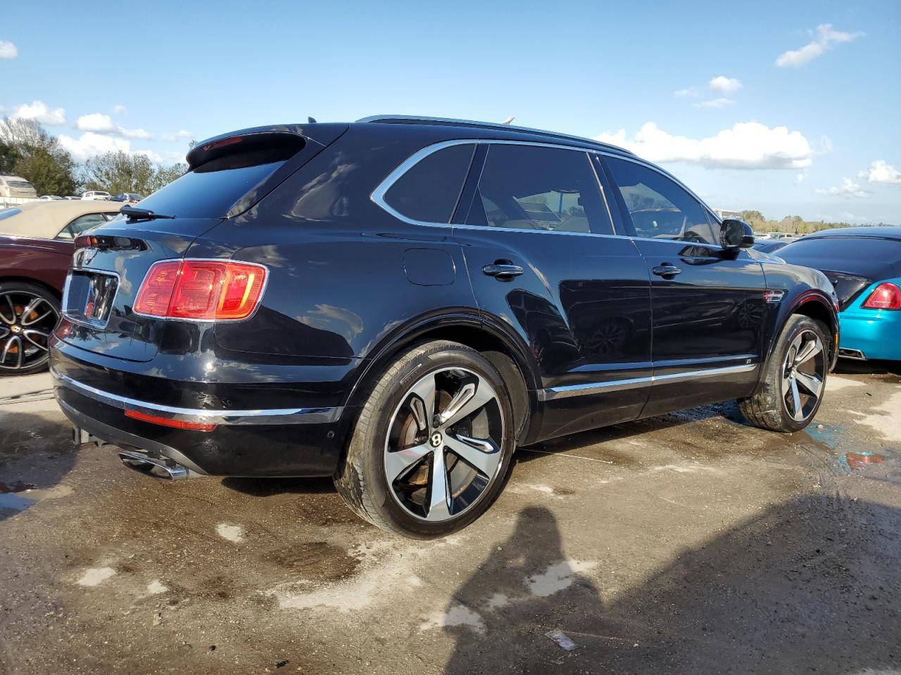 SJAAC2ZV9HC012780 2017 Bentley Bentayga