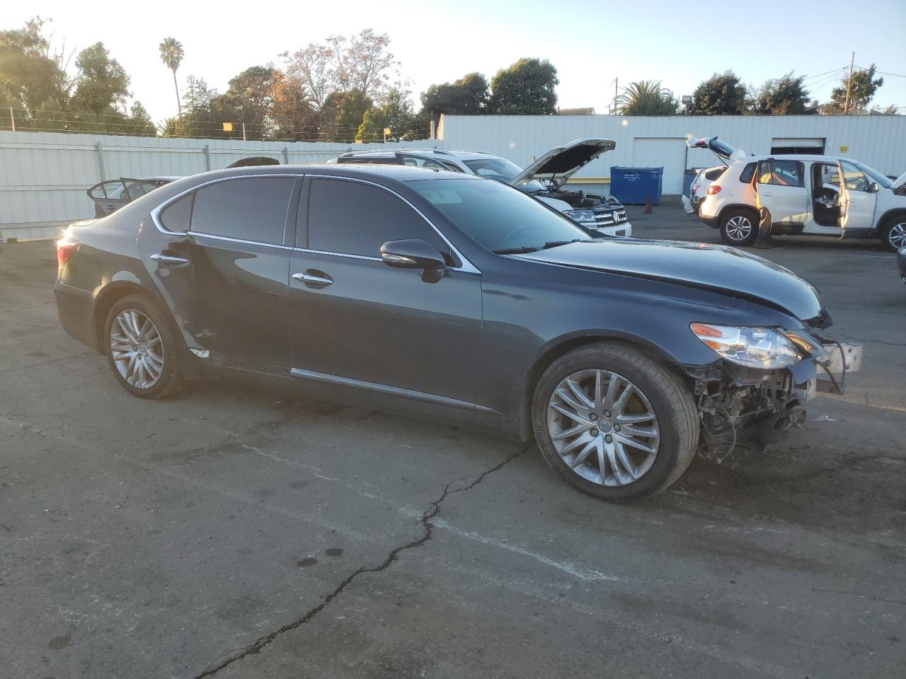 JTHGL5EF7B5041911 2011 Lexus Ls 460L