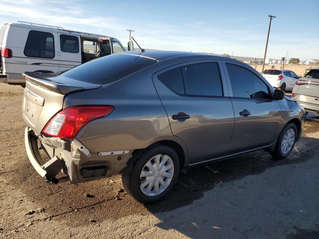 2017 Nissan Versa S VIN: 3N1CN7AP0HL885367 Lot: 79892744