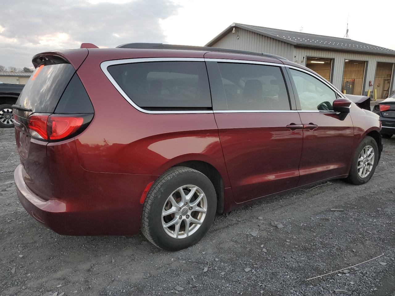 2020 Chrysler Voyager Lxi VIN: 2C4RC1DG7LR148247 Lot: 81769424