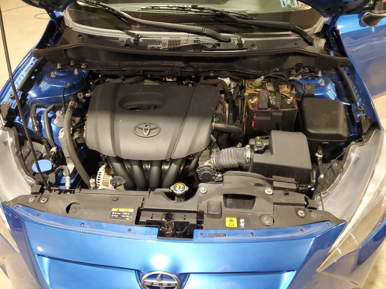 3MYDLBZV7GY126070 2016 Toyota Scion Ia