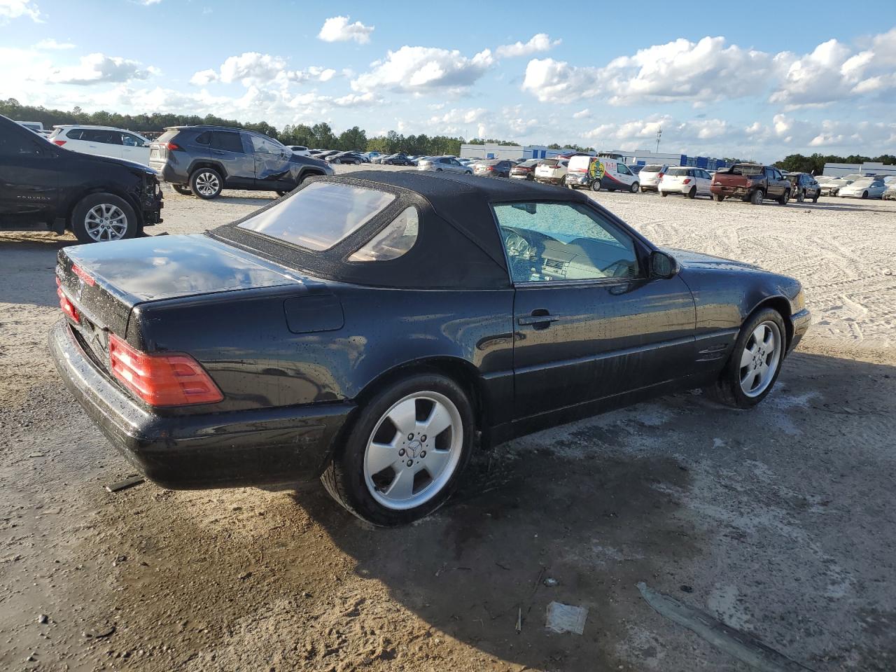 WDBFA68F0XF186163 1999 Mercedes-Benz Sl 500