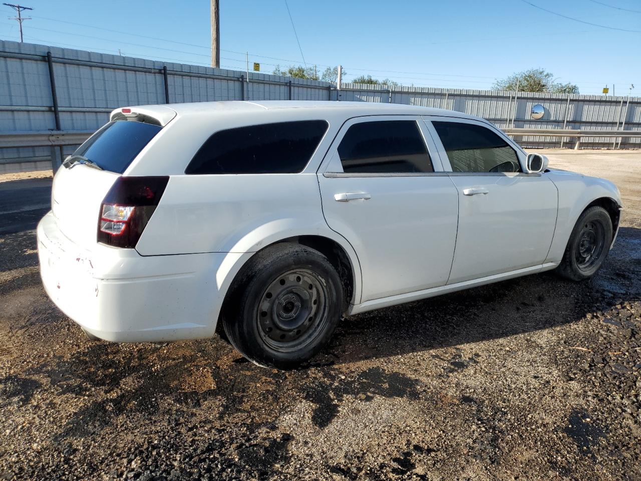 2D4GV58215H676854 2005 Dodge Magnum R/T