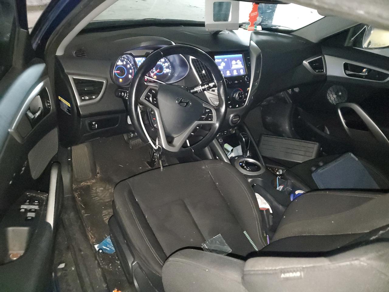 KMHTC6AD3HU311561 2017 Hyundai Veloster