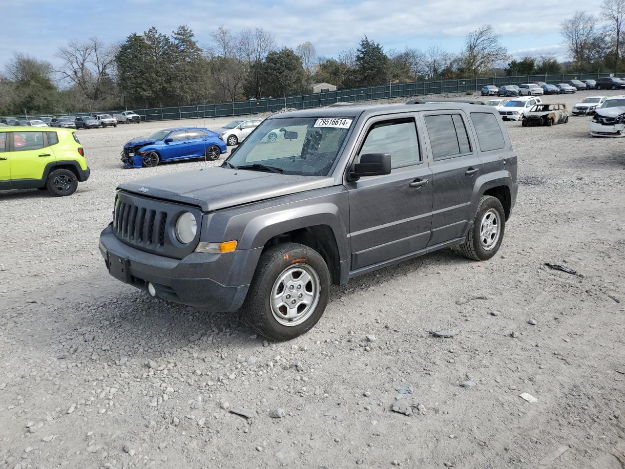 1C4NJPBB2ED766810 2014 Jeep Patriot Sport