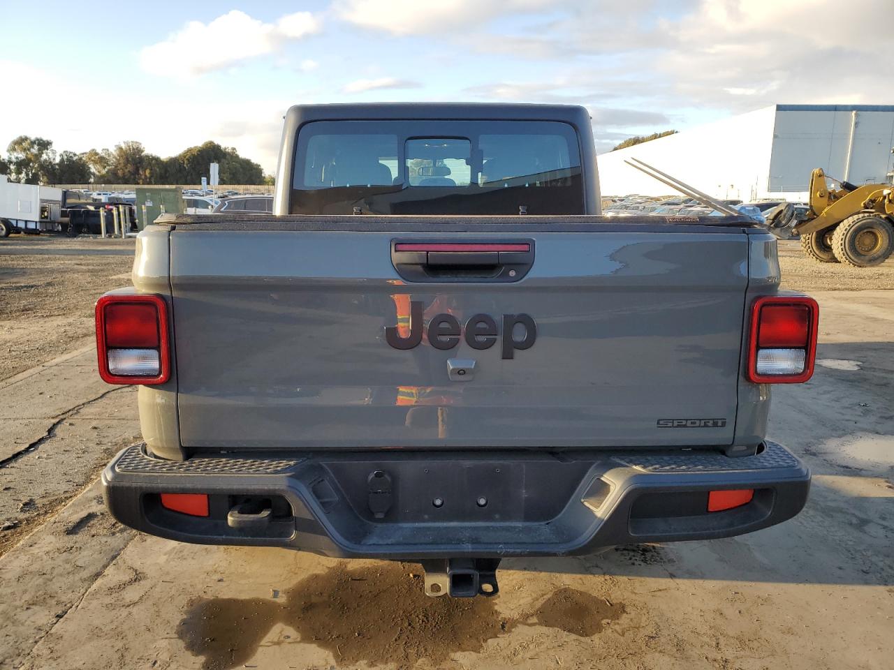 2020 Jeep Gladiator Sport VIN: 1C6HJTAG4LL210799 Lot: 81091224