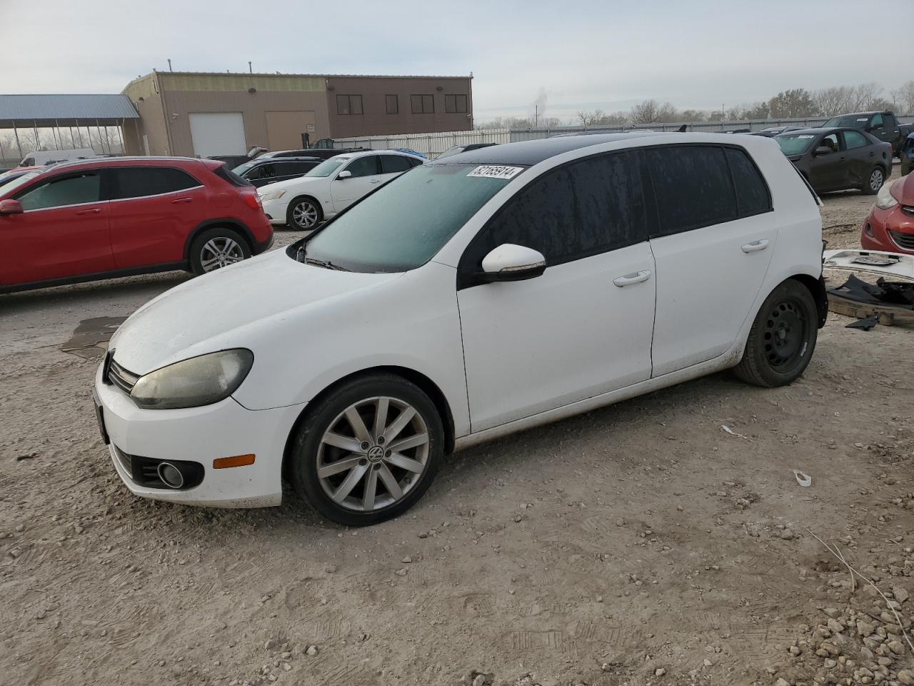 2011 Volkswagen Golf VIN: WVWNM7AJ3BW048120 Lot: 82165914