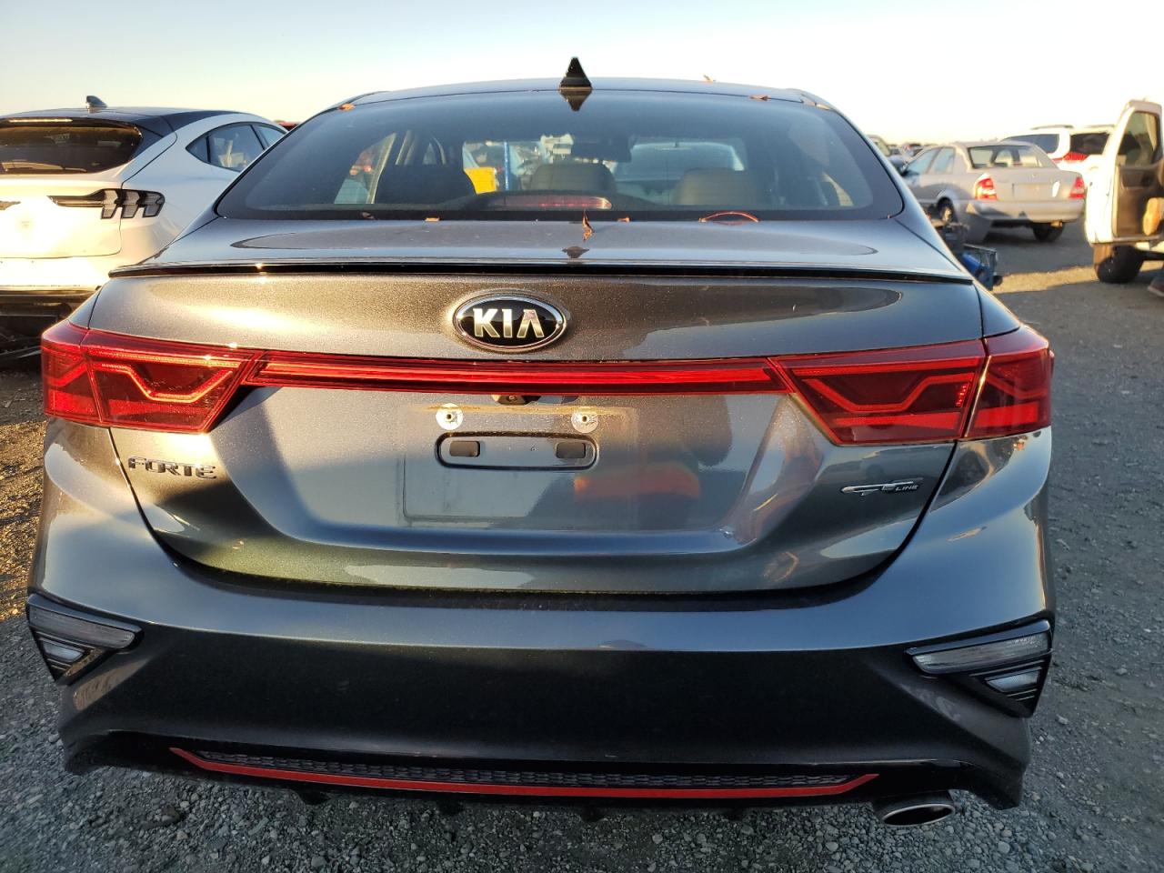 2021 Kia Forte Gt Line VIN: 3KPF34AD1ME270166 Lot: 82040084