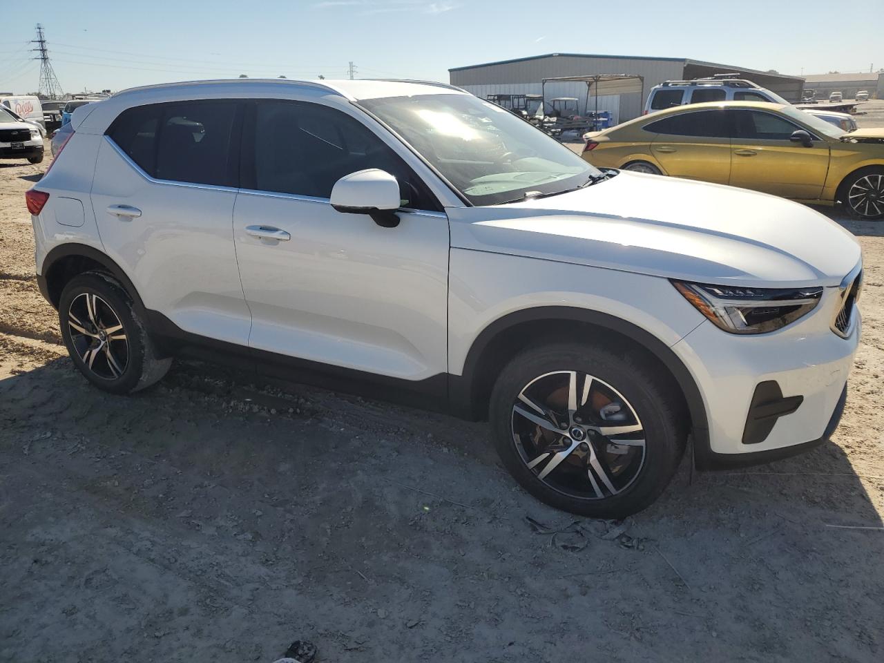 YV4L12UJ3S2450867 2025 Volvo Xc40 Core