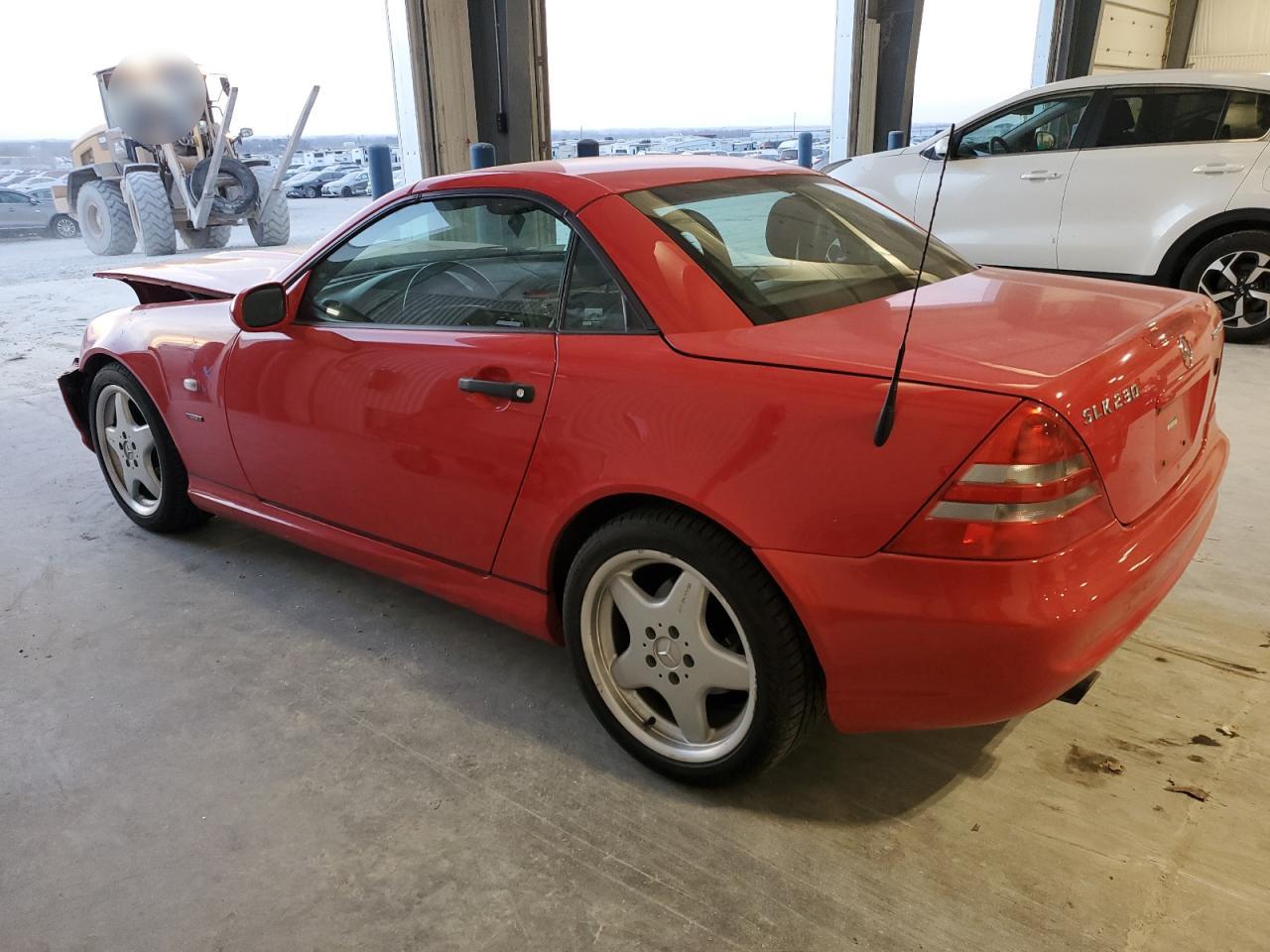 2000 Mercedes-Benz Slk 230 Kompressor VIN: WDBKK47F8YF150465 Lot: 82610754