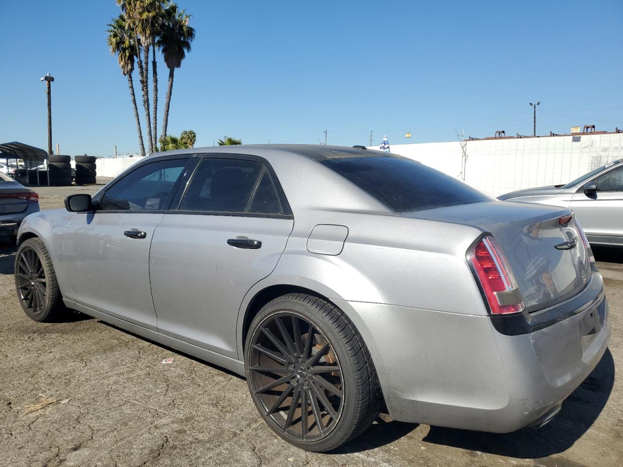 2014 Chrysler 300C VIN: 2C3CCAET9EH109111 Lot: 81325604