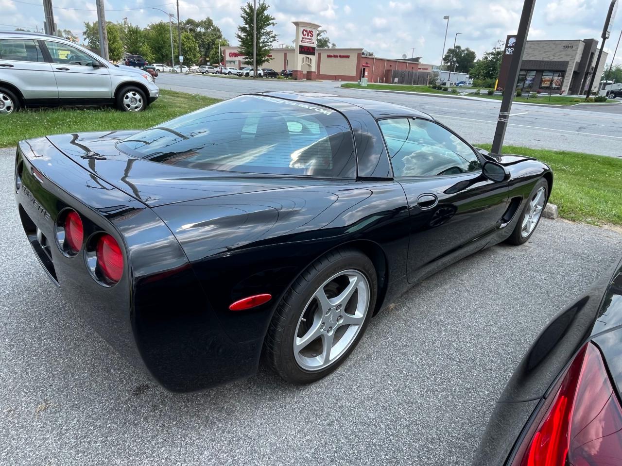 1G1YY22G545129810 2004 Chevrolet Corvette